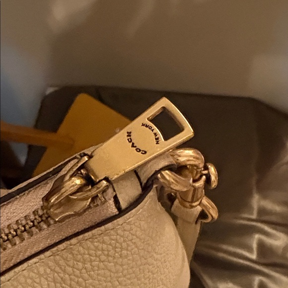 Coach Cream Elise Satchel in polished pebbled Leather E222-79316 - Picture 6 of 16